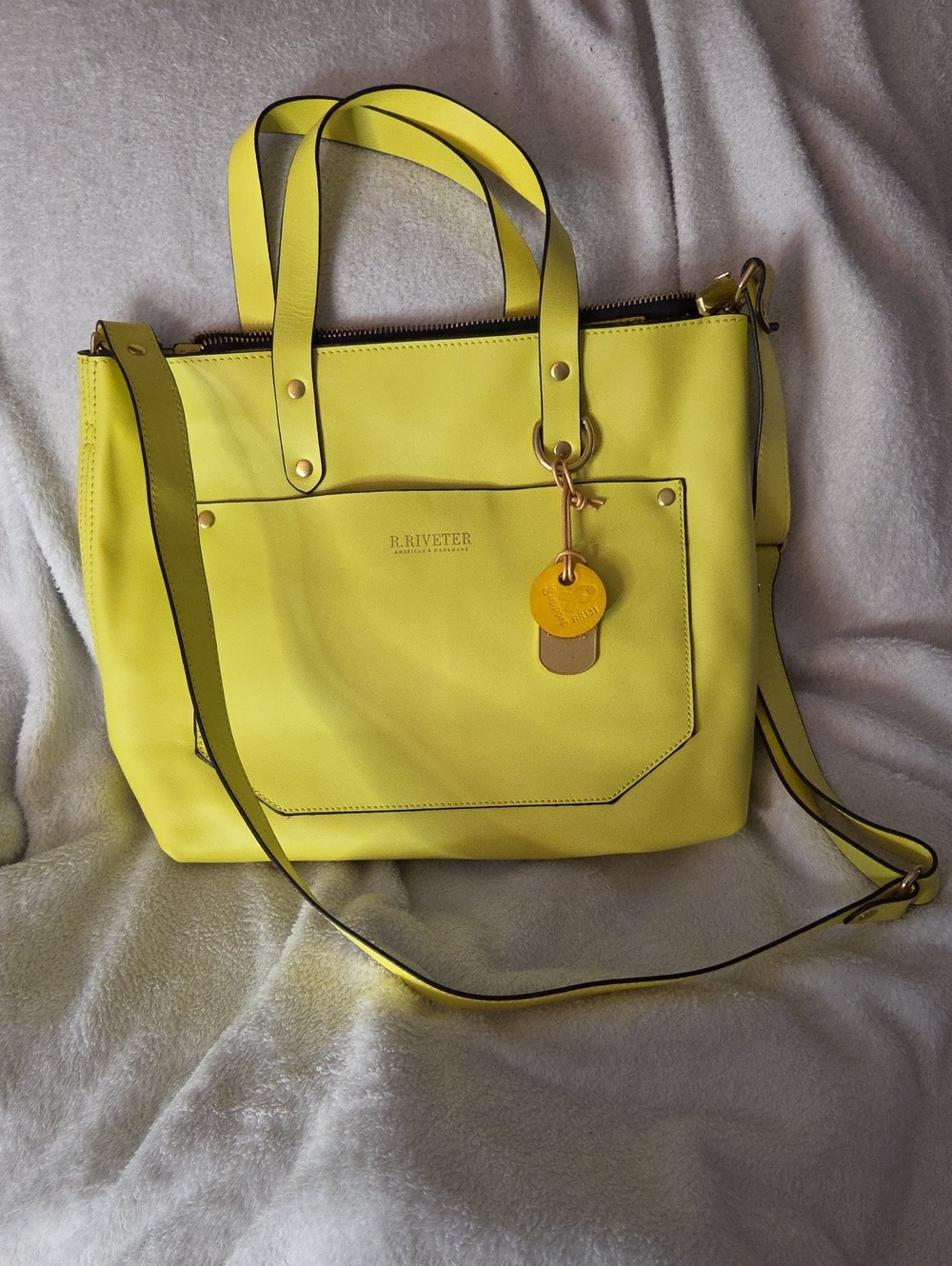 NWOT R. Riveter Marcy Leather Tote/crossbody in Limoncello Color